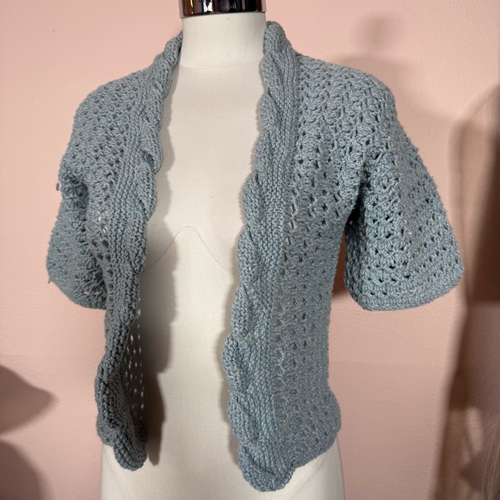 Vintage hand knit crocheted sage grey short sleeve cropped cardigan sweater